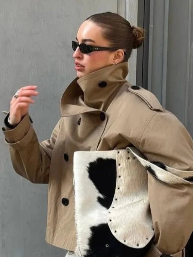 Alicia – Taillenbetonender Gürtel-Trenchcoat