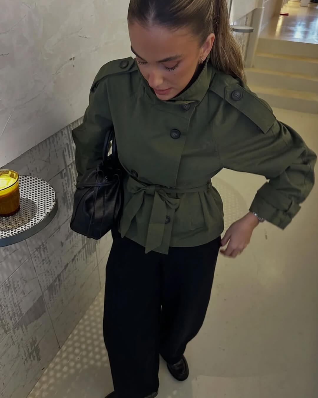 Alicia – Taillenbetonender Gürtel-Trenchcoat