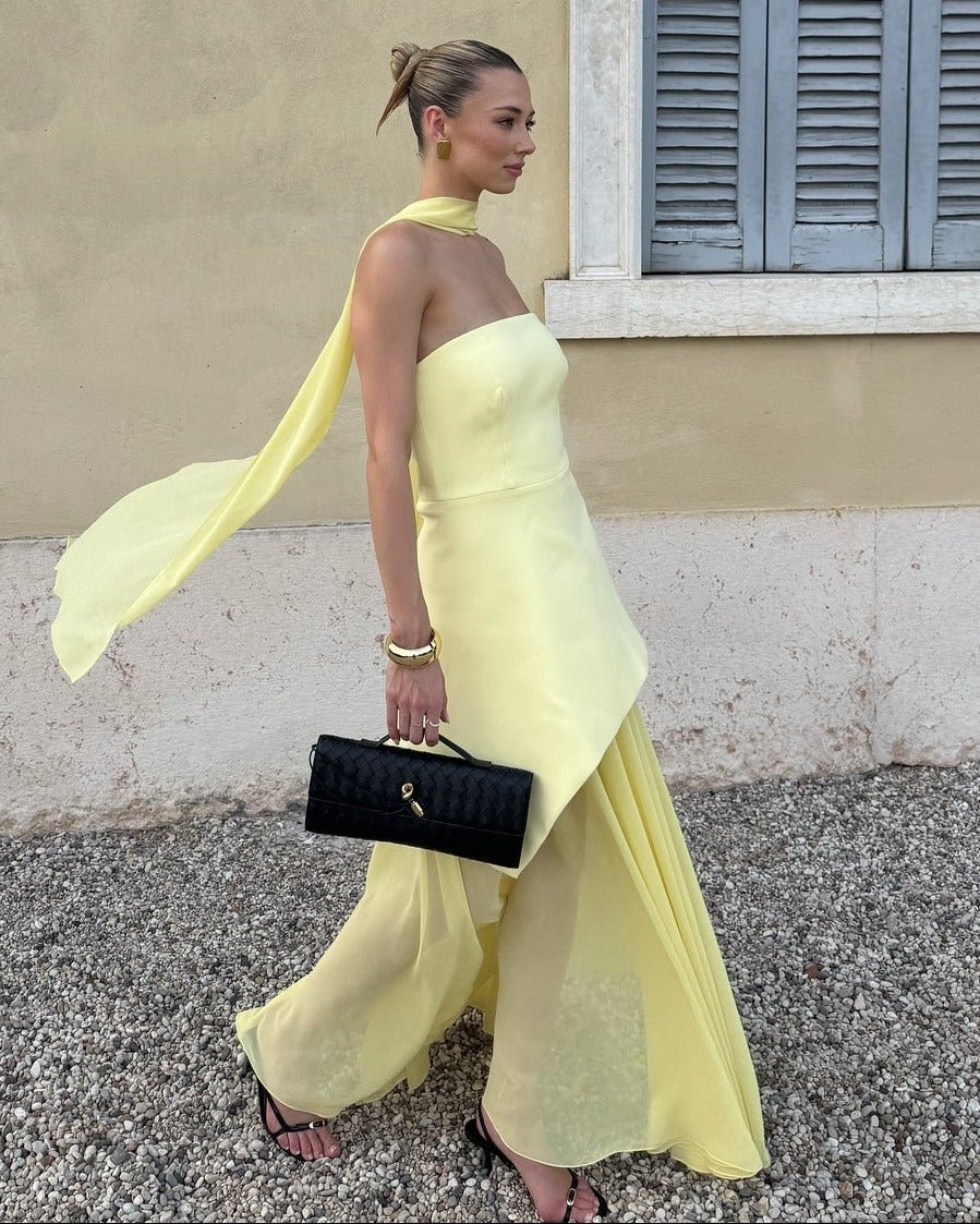 Adela – Asymmetrisches Transparentes Maxi-Kleid mit Schal