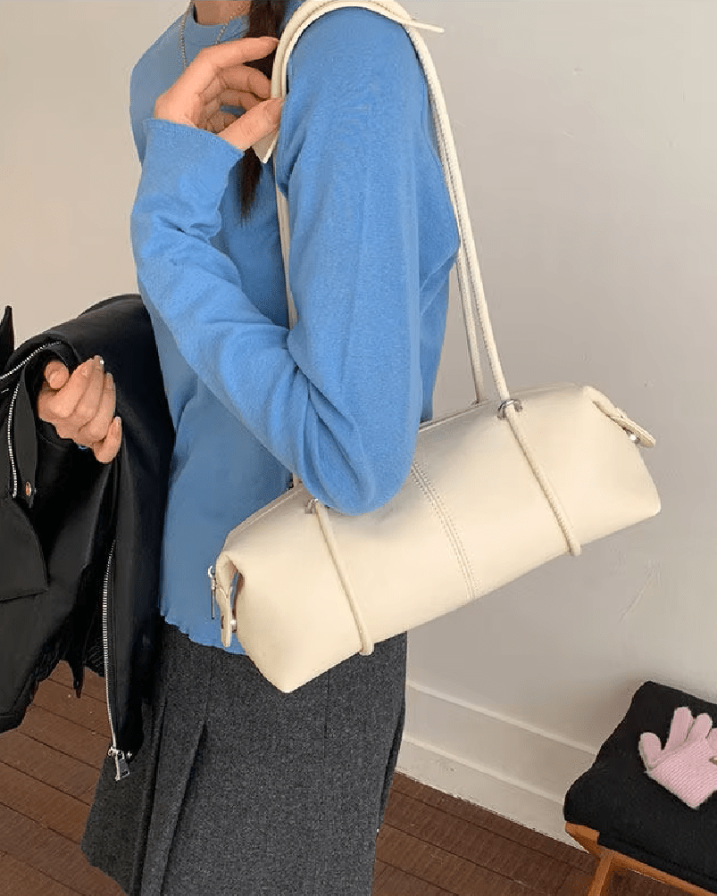 Boston-Schultertasche aus Kunstleder in Kissenform