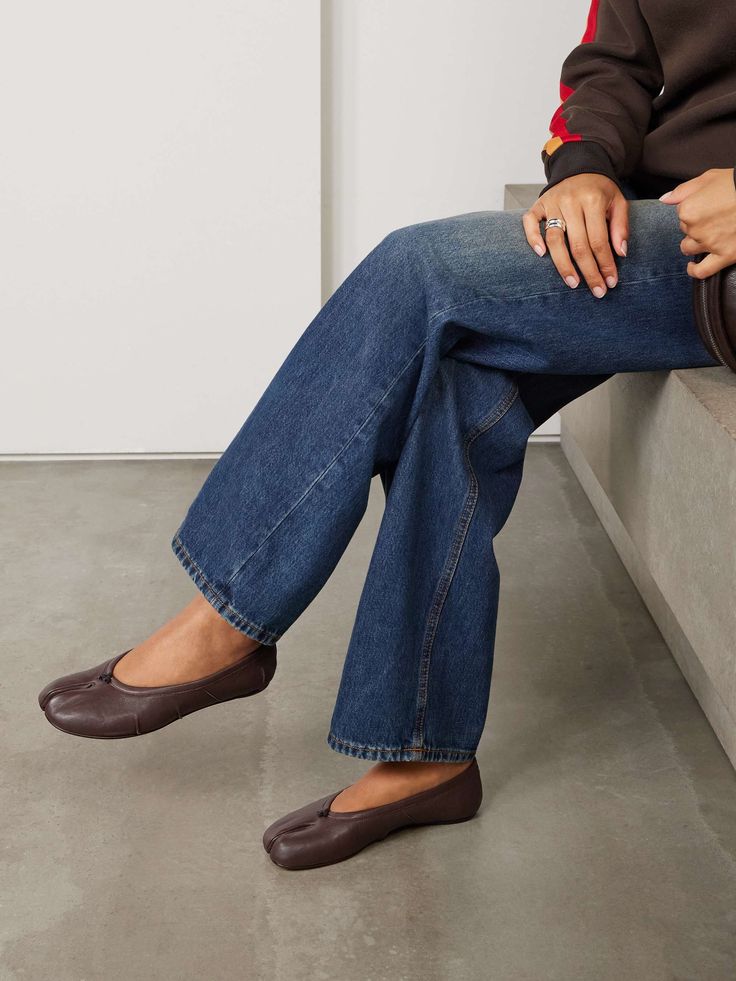Adelisa – Schleifen-Front Split-Toe Ballerinas