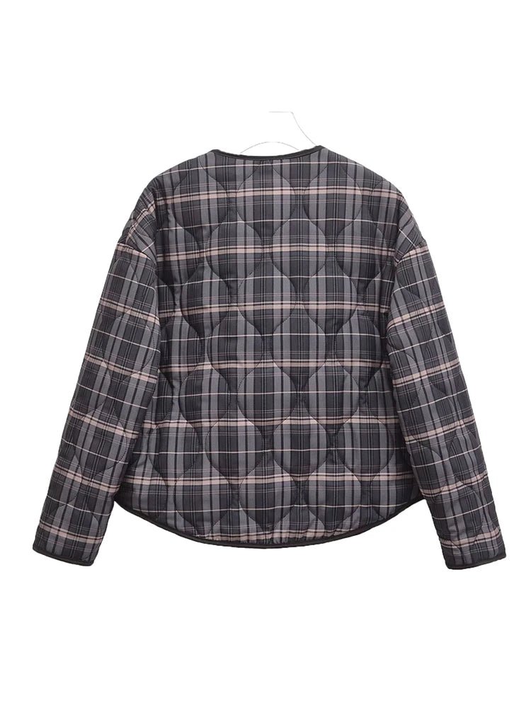 Lässige karierte Steppjacke