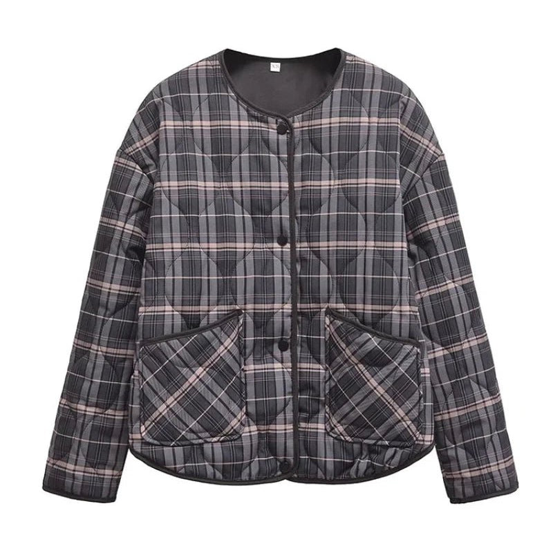 Lässige karierte Steppjacke