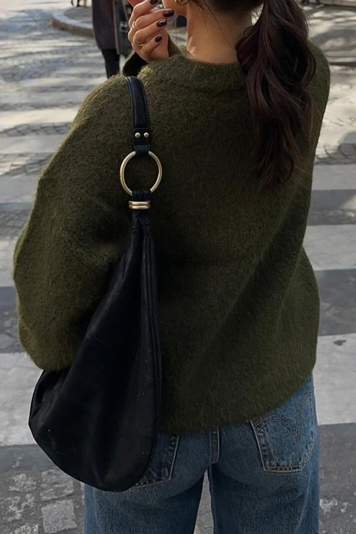 Lockerer Rippstrick-Pullover