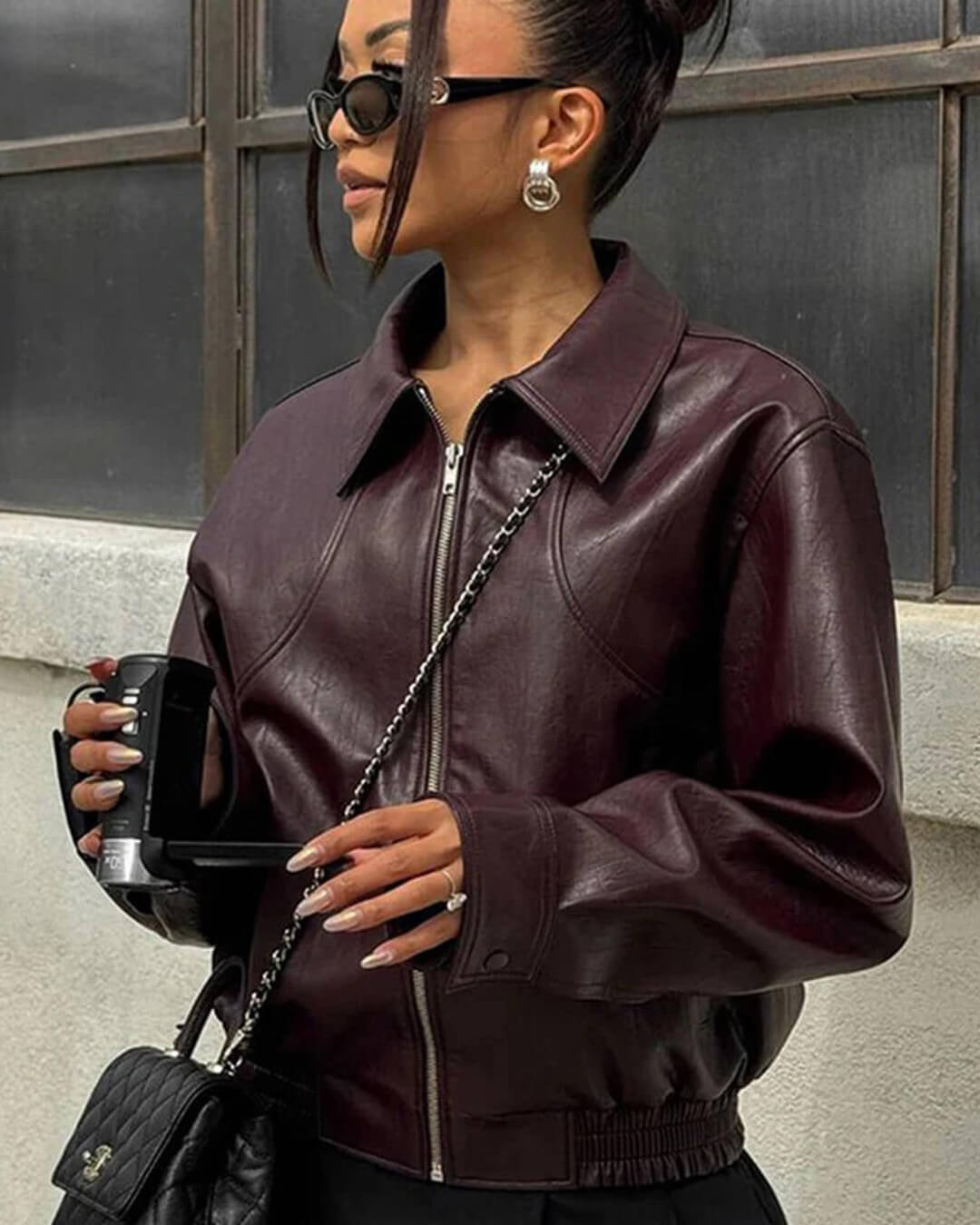 Klassische Revers-Jacke aus Kunstleder