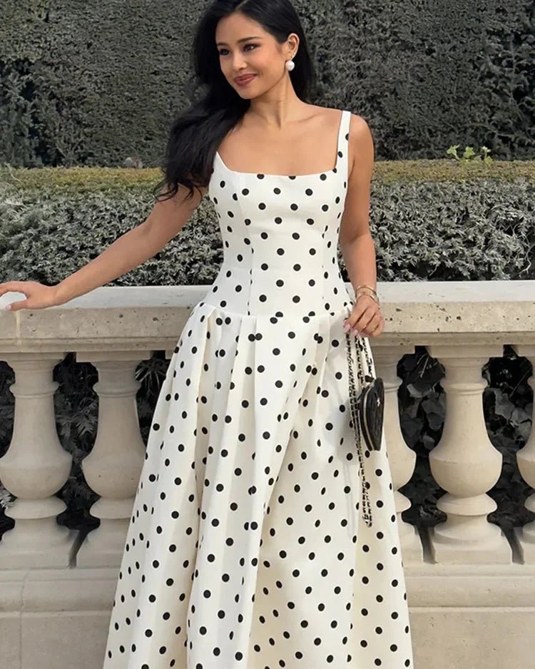 Sabrina – Gepunktetes Midikleid mit eckigem Ausschnitt