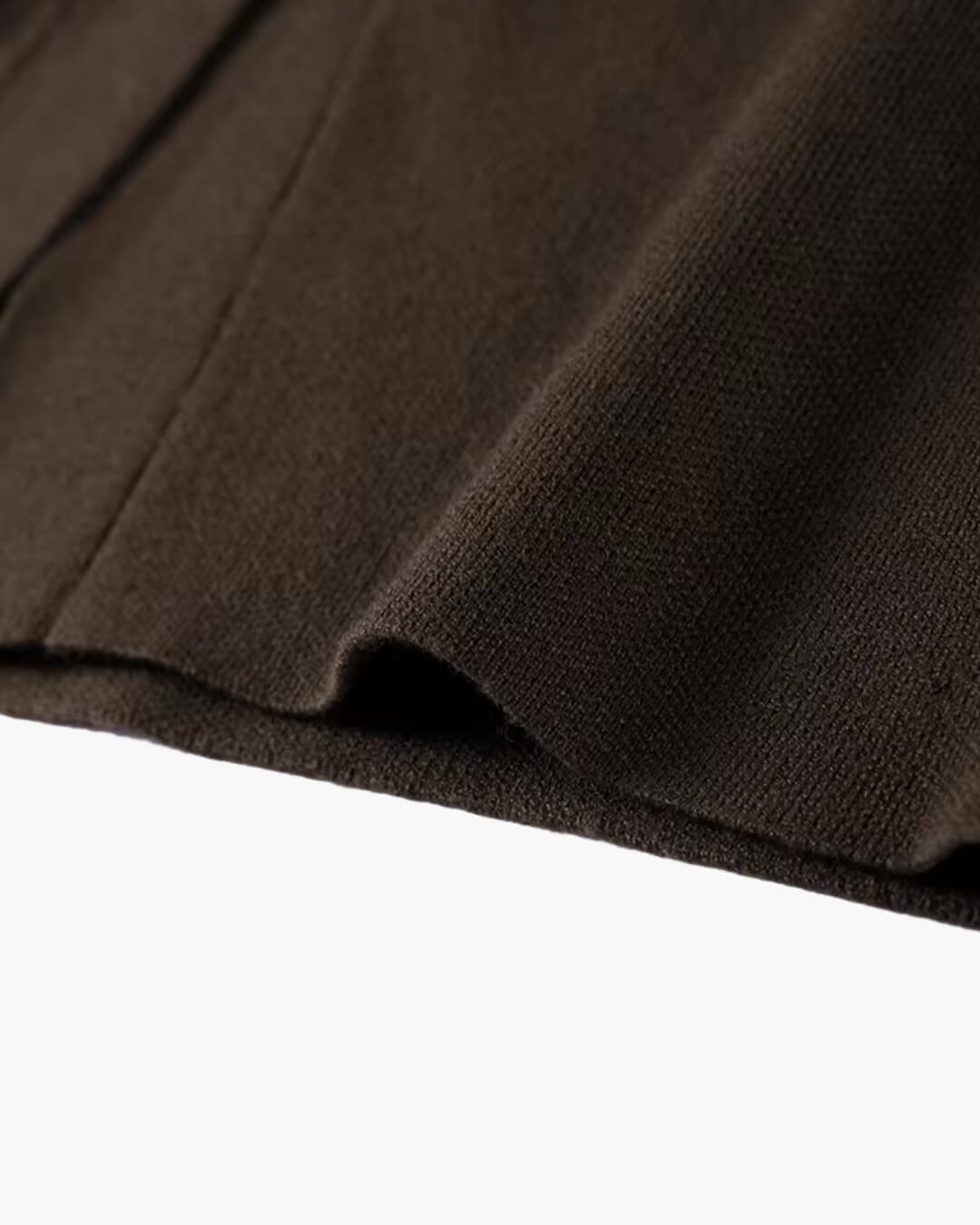 Klassischer Cardigan mit V-Ausschnitt und Knöpfen