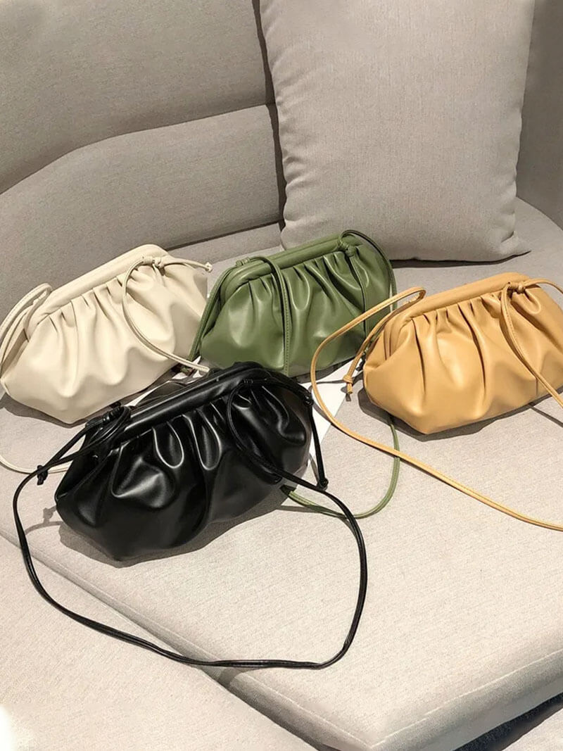 Klassische vegane Crossbody-Pouch