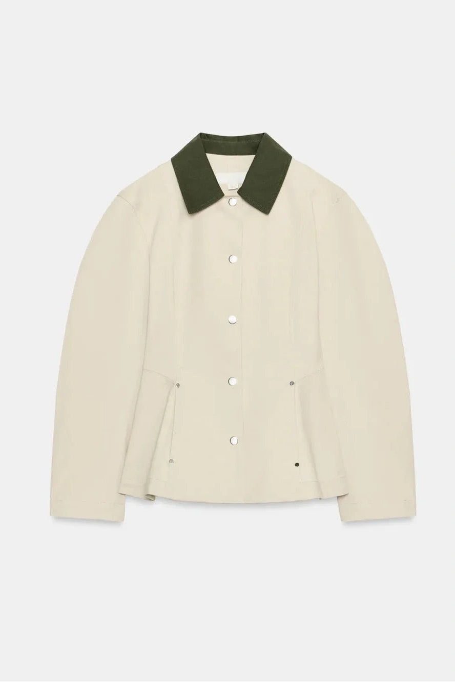 Jacke mit Kontrastkragen und Schößchen