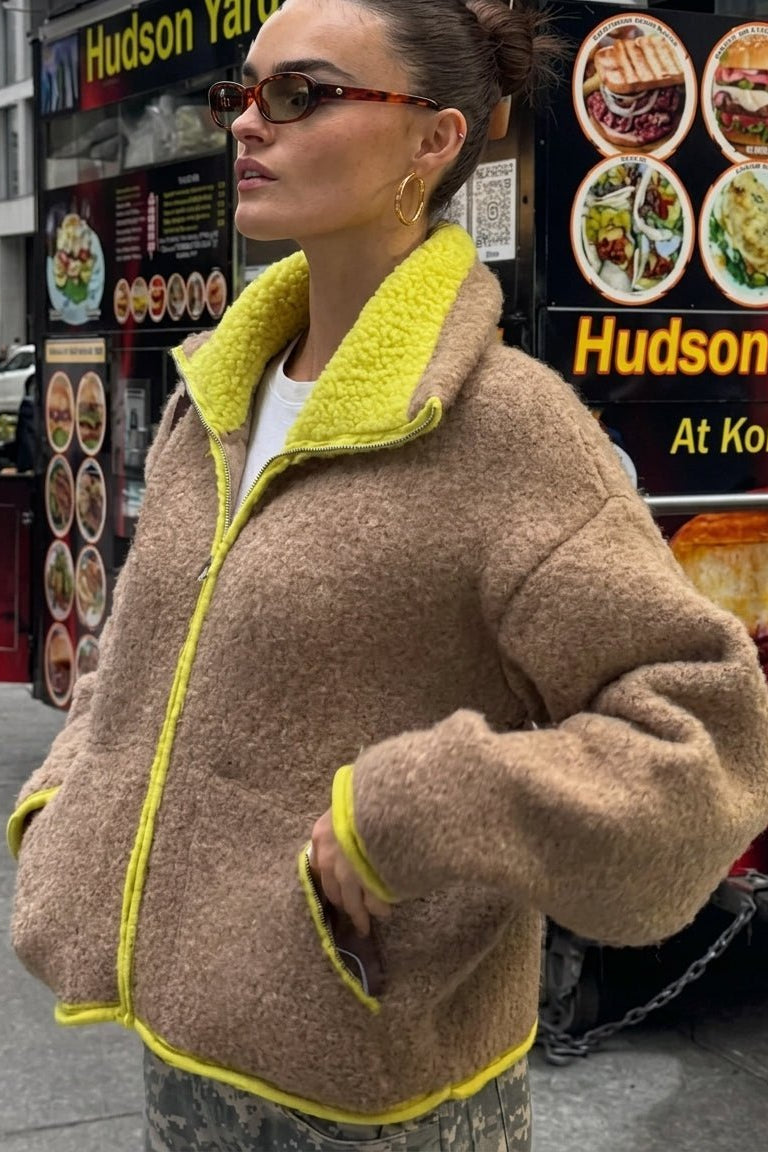 Strickjacke mit Kontrastbesatz und Reißverschluss