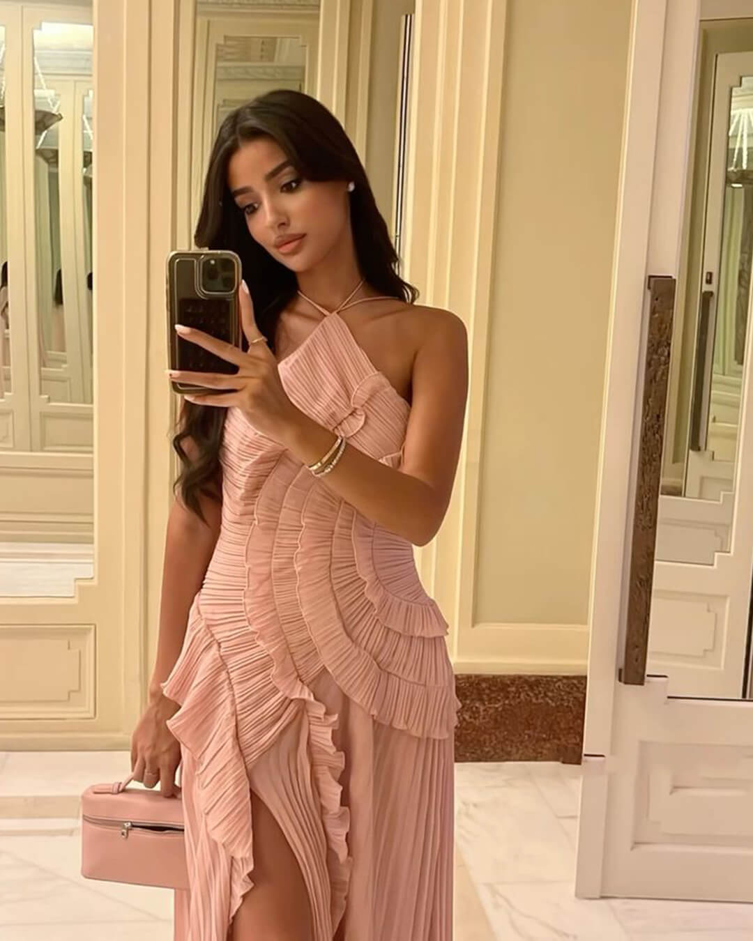 Crissa – Neckholder-Kleid aus Tüll mit Rüschen
