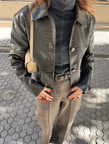 Kunstlederjacke mit Krokoprägung