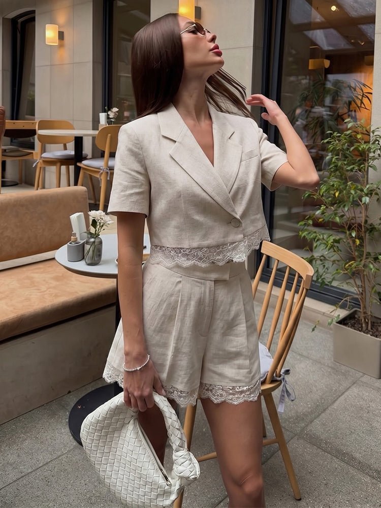Lisa – Crop Top mit Spitze und hoch tailliertem Short-Set