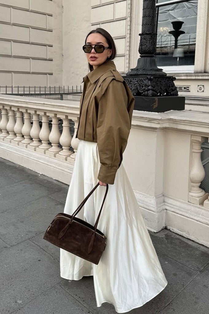 Kurze plissierte Utility-Jacke