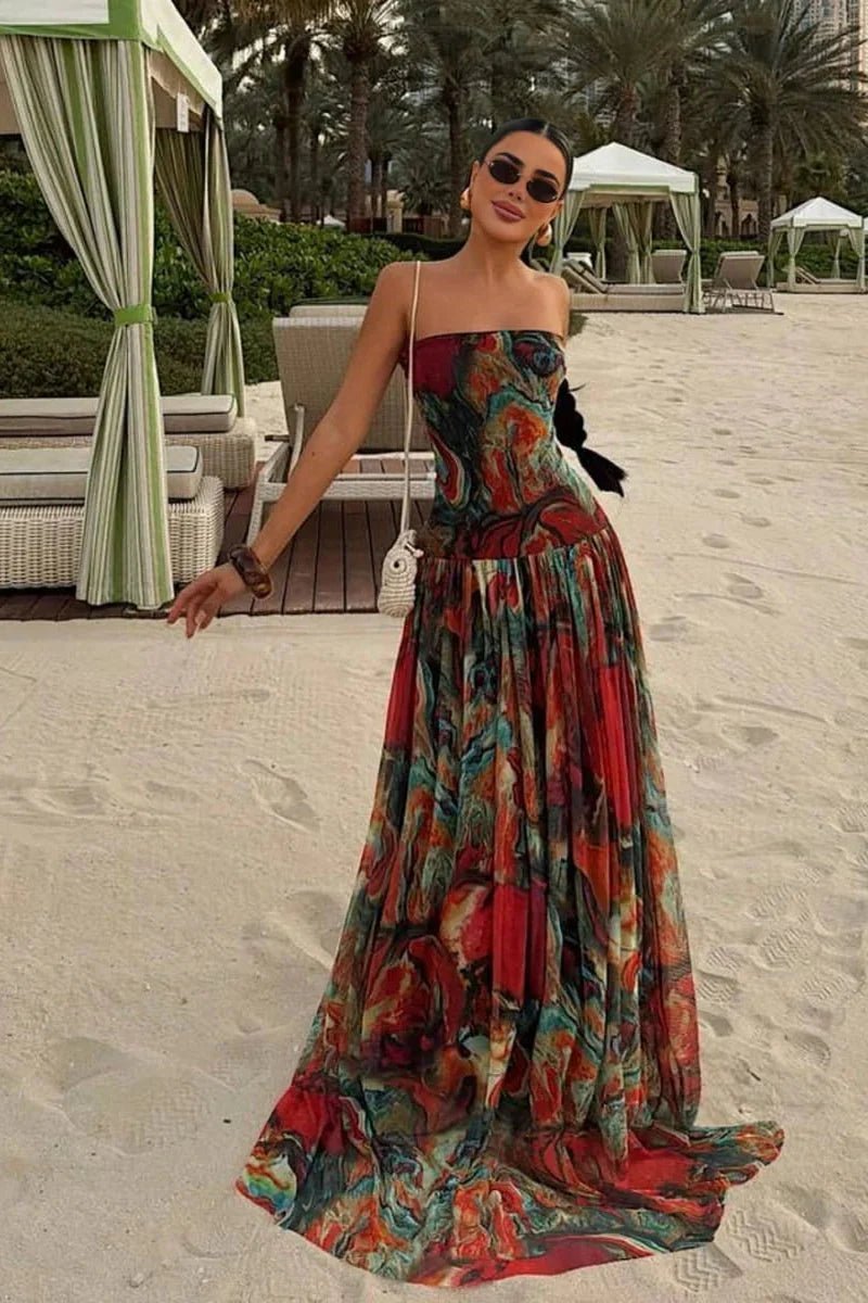 Trägerloses Maxikleid mit abstraktem Muster