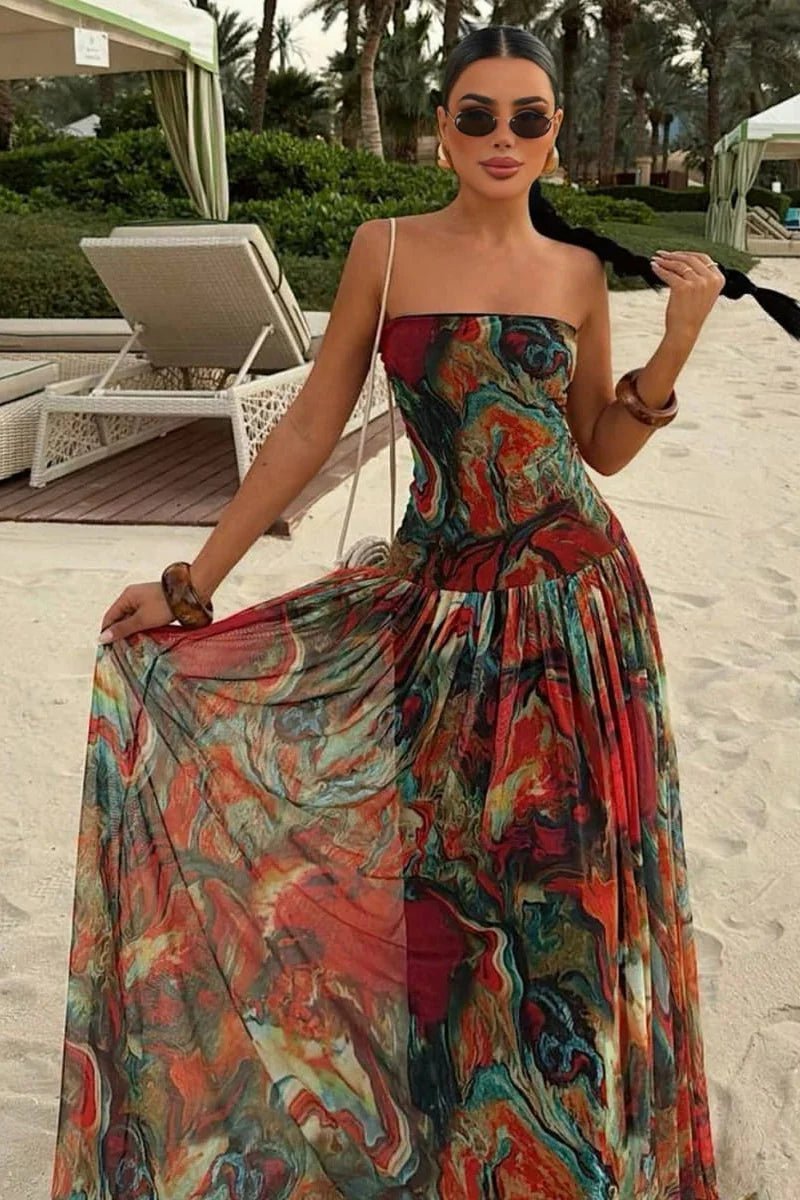 Trägerloses Maxikleid mit abstraktem Muster