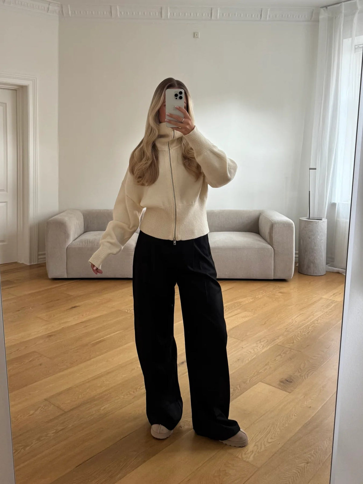 Gekürzte Strickjacke mit Doppelreißverschluss