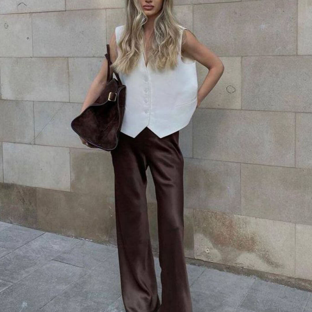 Lily – Weite Satinhose mit elastischem Bund