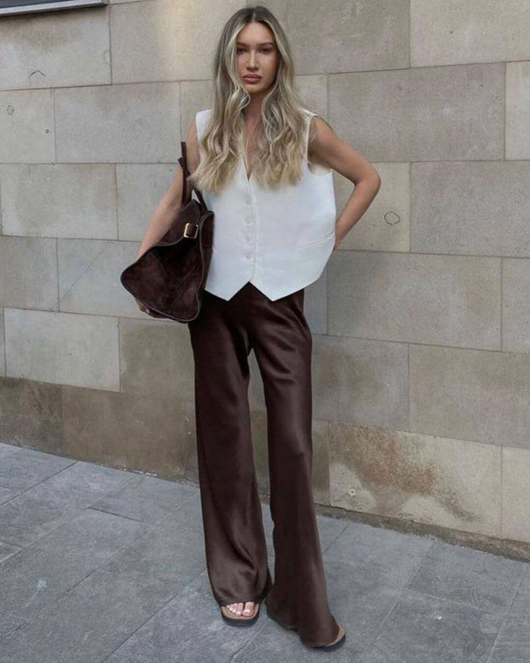 Lily – Weite Satinhose mit elastischem Bund