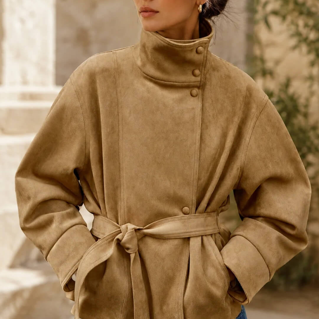 Elegante Jacke in Wildlederoptik mit Gürtel und Schnürung