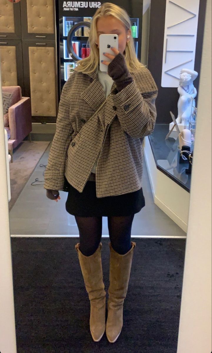 Kurze Hahnentrittjacke mit hohem Kragen