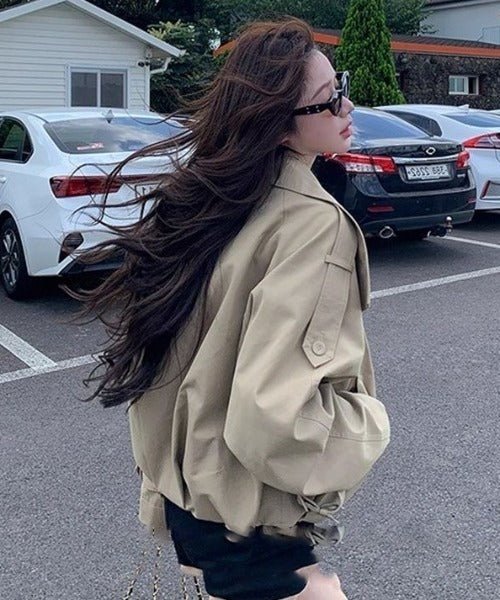 Utility-Trenchcoat mit hohem Kragen