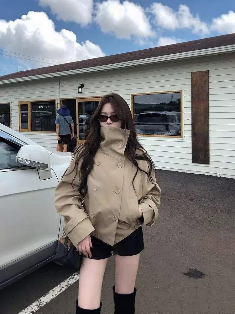 Utility-Trenchcoat mit hohem Kragen