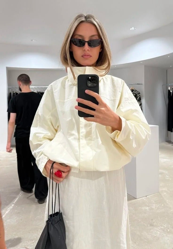 Windjacke mit hohem Kragen
