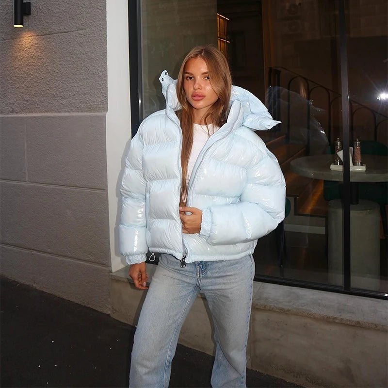 Glänzende Kapuzen-Pufferjacke