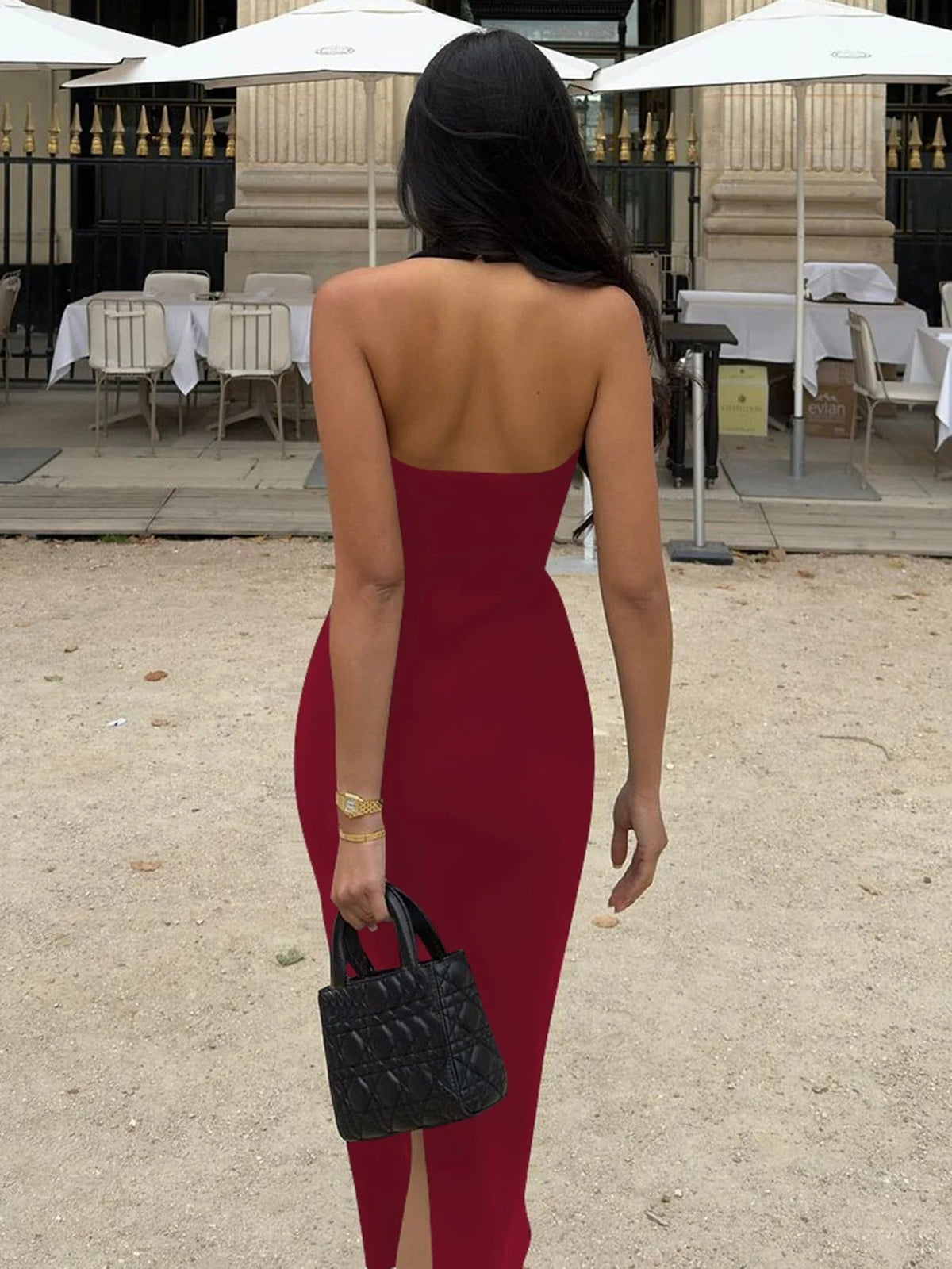Figurbetontes Neckholder-Maxikleid
