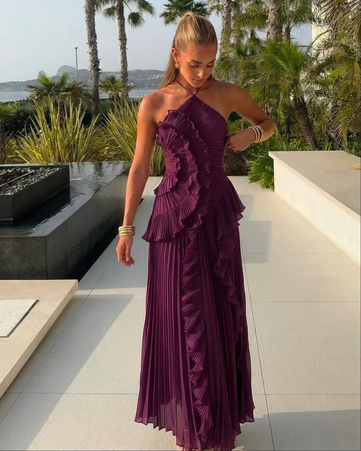 Neckholder Plissee Rüschen Maxikleid