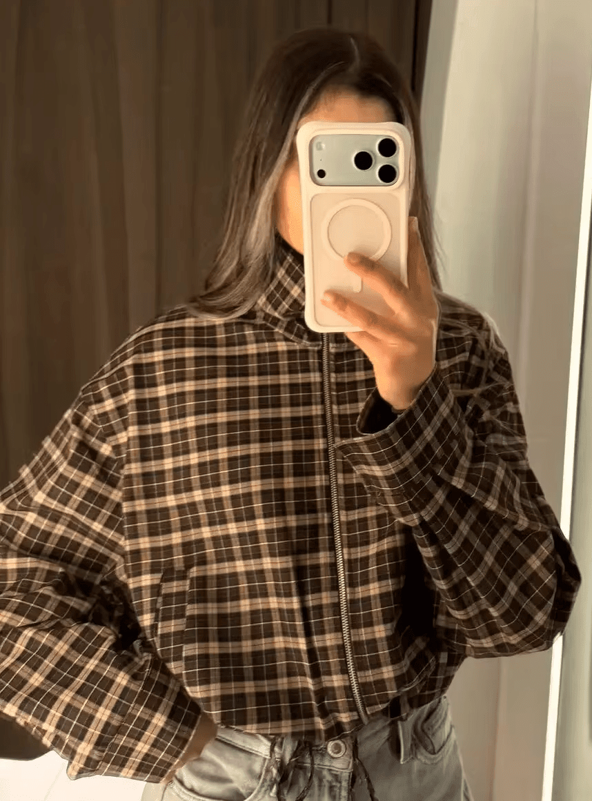 Karierte Jacke mit hohem Kragen und Reißverschluss