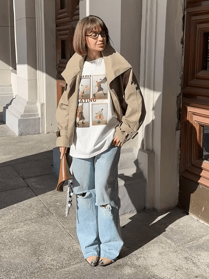 Kurze Trenchjacke mit hohem Kragen