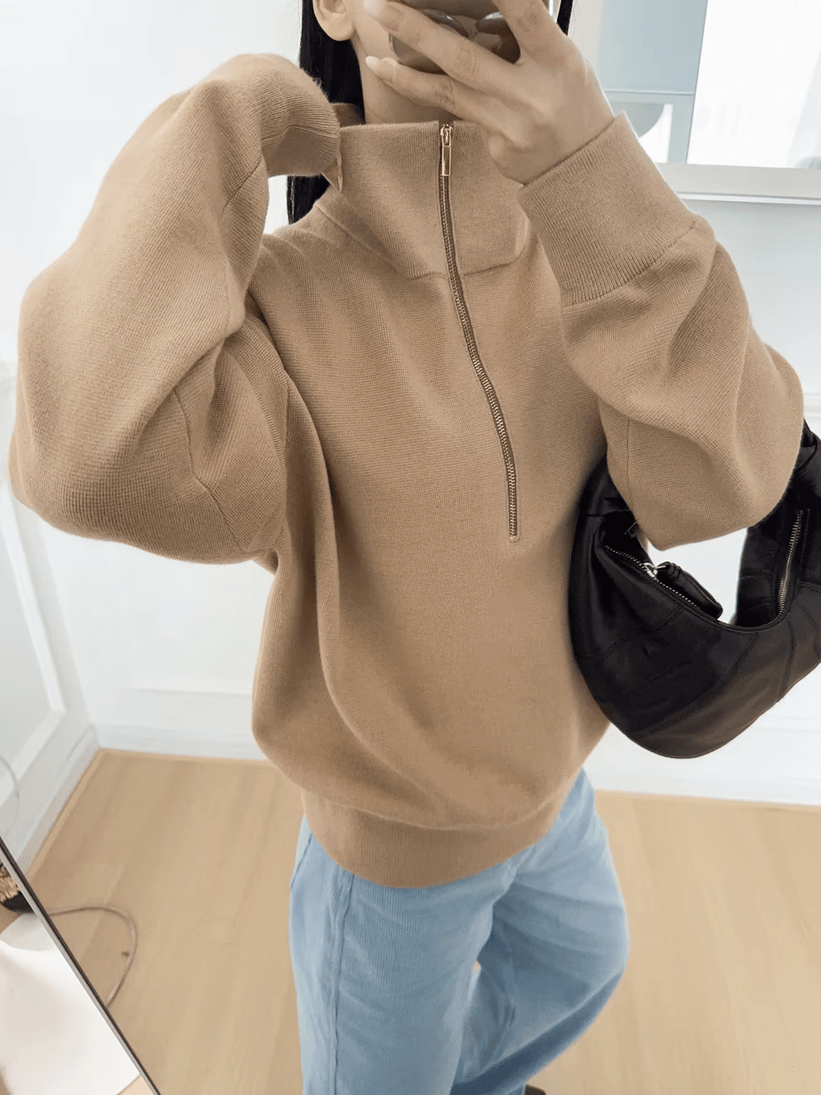 Strickpullover mit hohem Kragen und halbem Reißverschluss