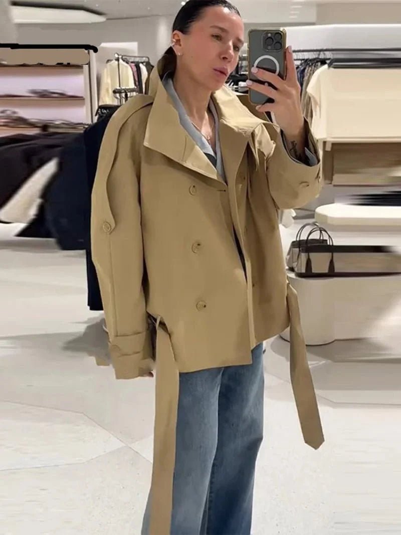 Utility Trenchjacke mit hohem Kragen