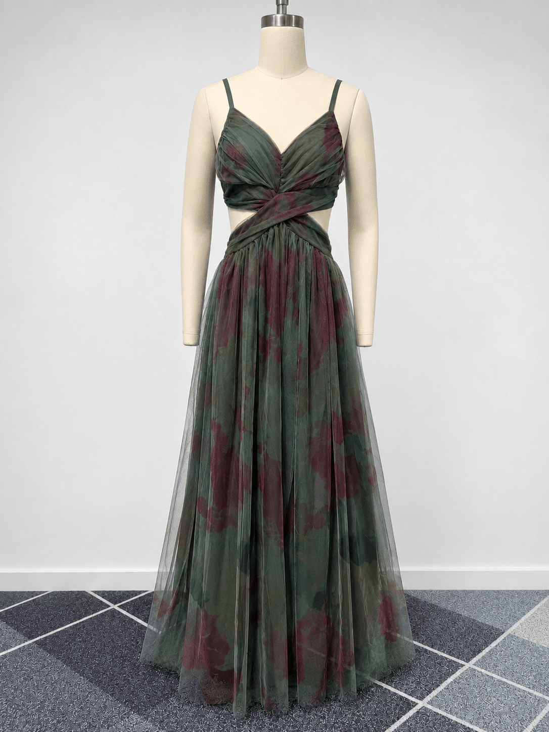 Emily – Tüll-Maxikleid mit Blumenmuster