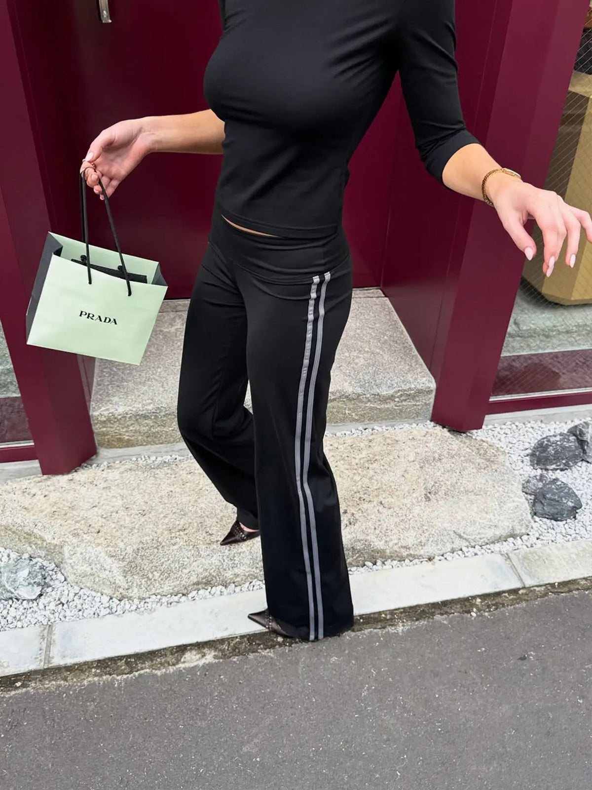 Ausgestellte Yogahose mit tiefem Bund