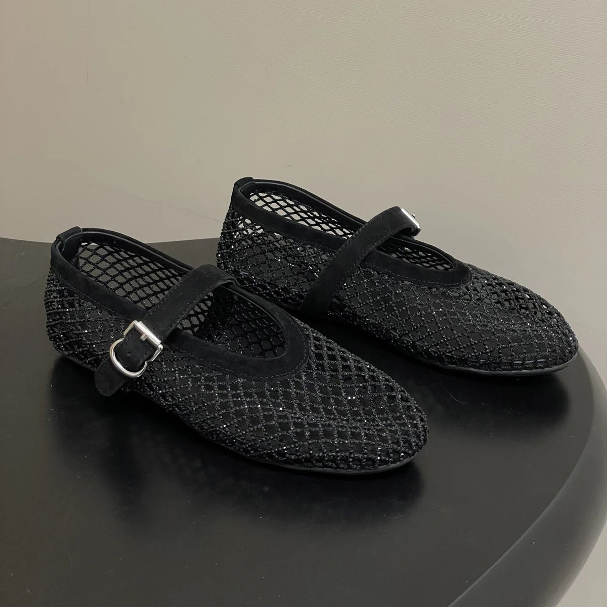 Mary Jane Ballerinas mit Strassbesatz aus Mesh