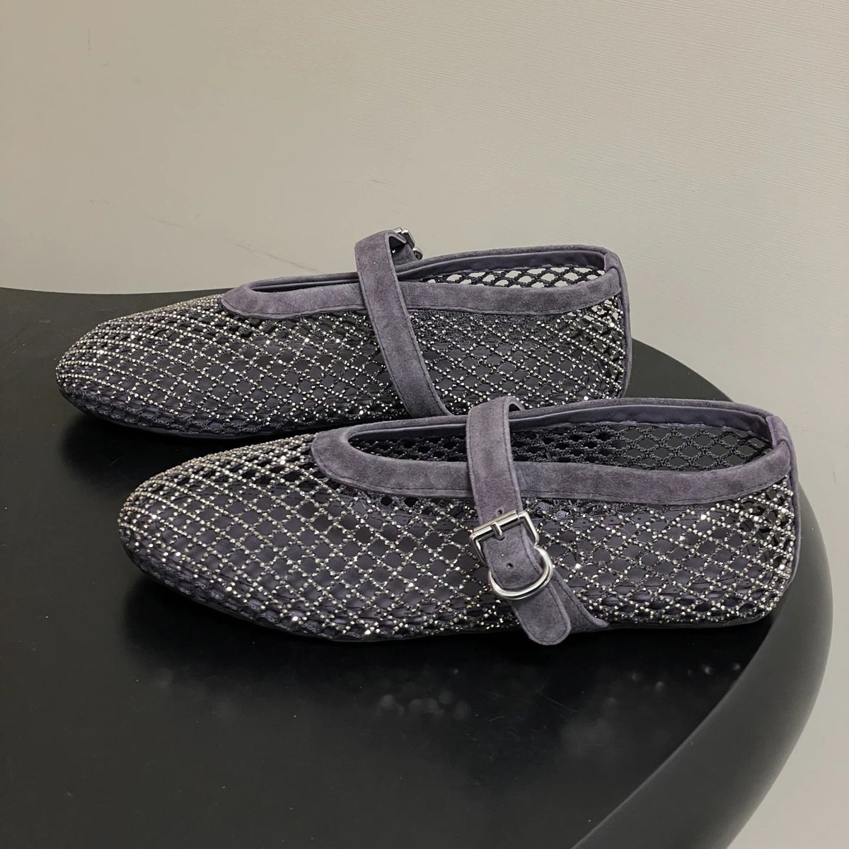 Mary Jane Ballerinas mit Strassbesatz aus Mesh