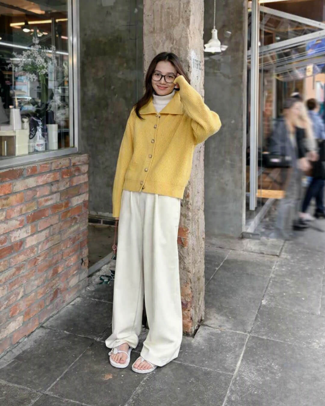 Oversized-Strickjacke mit hohem Kragen