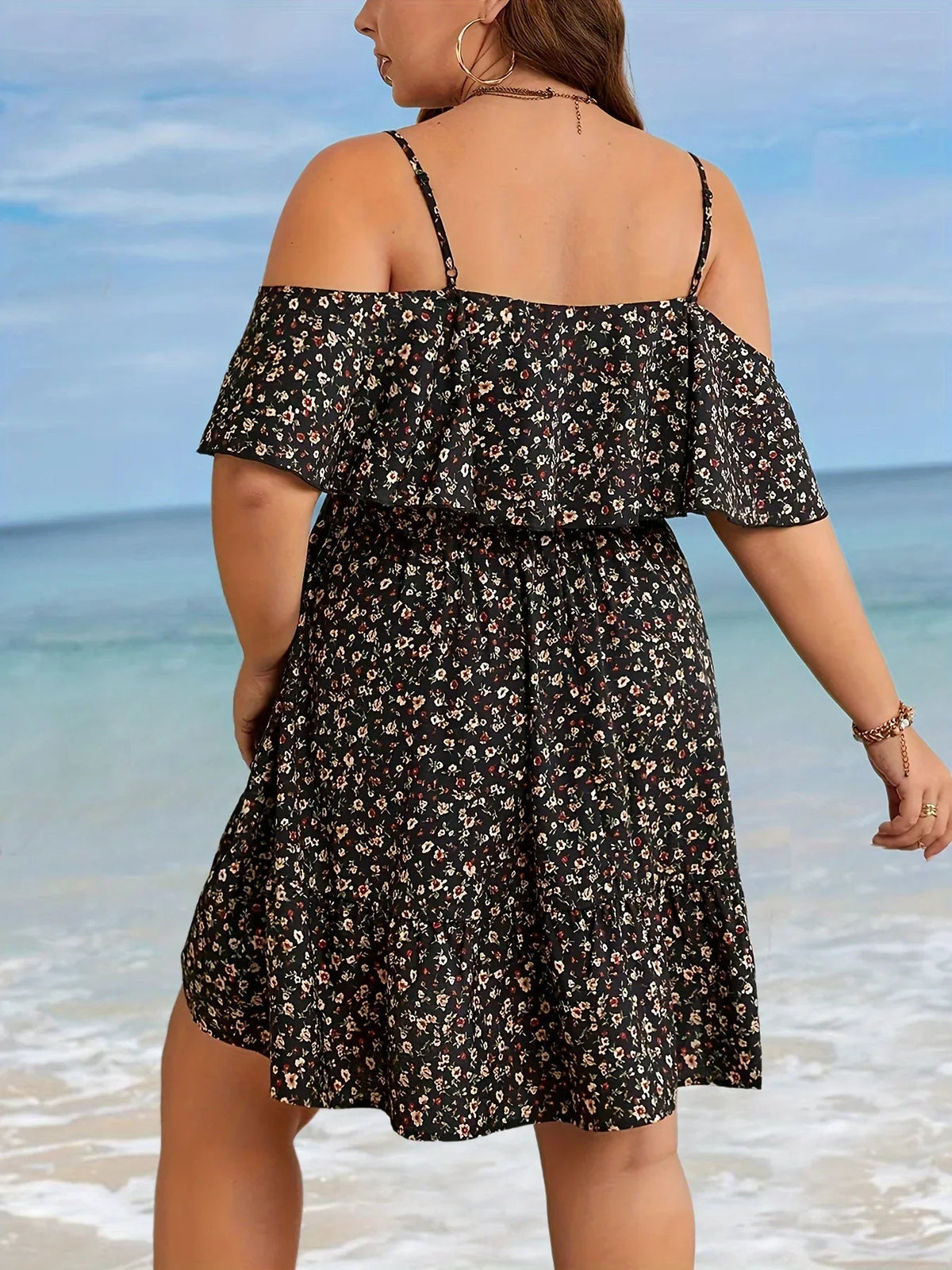 Pamela – Schulterfreies Blumenkleid in großen Größen