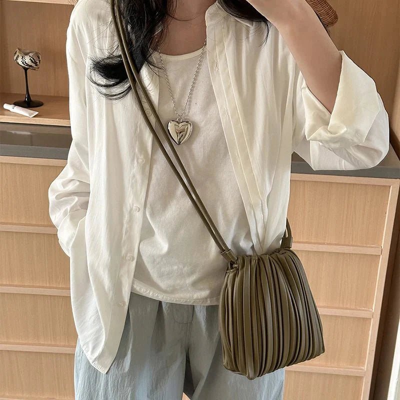 Plissierte Crossbody Mini Bag
