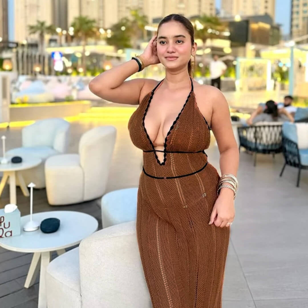 Rachel – Neckholder-Maxikleid mit Schnürung