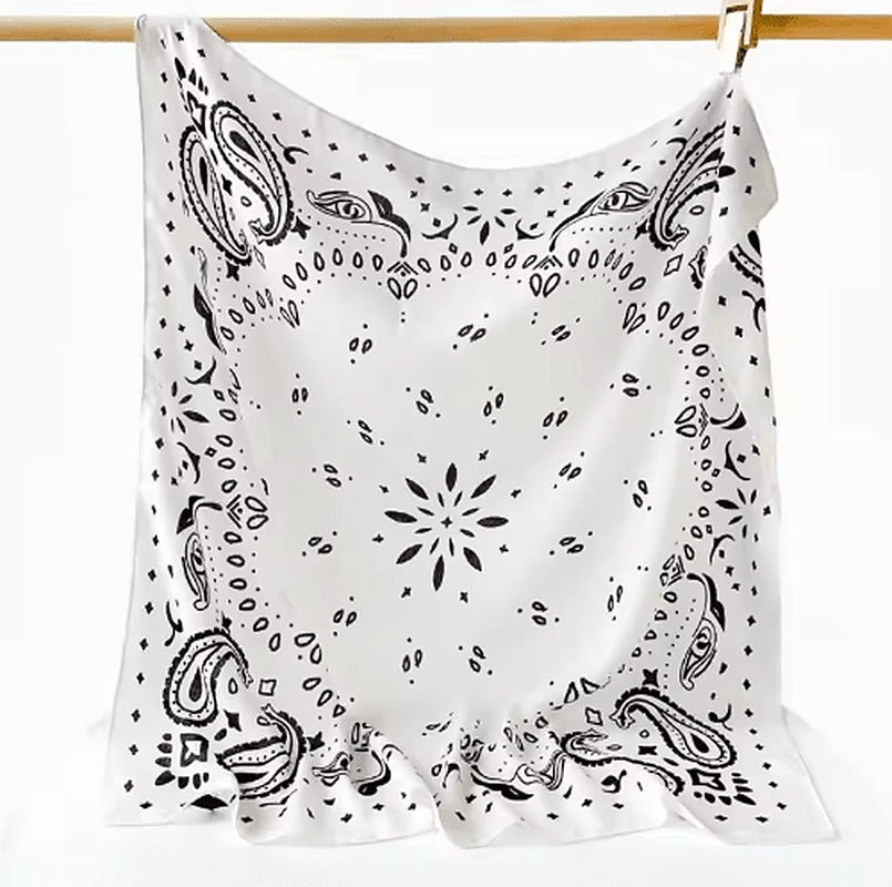 Rachel – leichter Paisley-Strick-Bandana-Schal