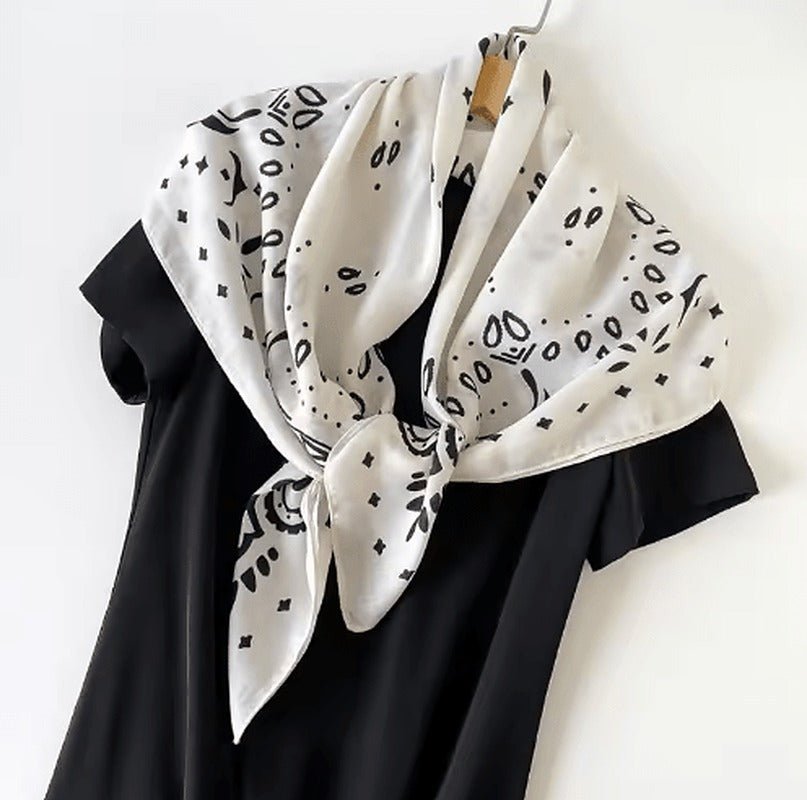 Rachel – leichter Paisley-Strick-Bandana-Schal