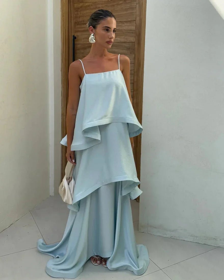 Romantisches Satin-Maxikleid mit Rüschenstufen