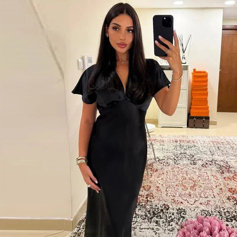 Hannah – Kurzärmliges Satin-Midikleid mit V-Ausschnitt