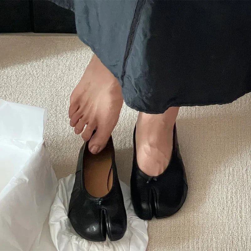 Laura – Zehentrenner-Mules aus Kunstleder