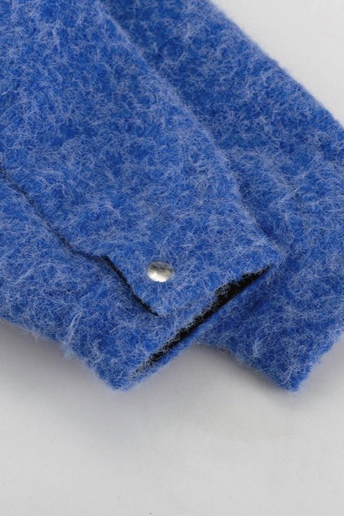 Kurze Jacke mit Druckknöpfen