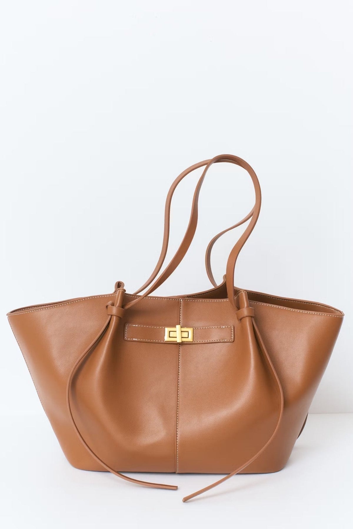 Geräumige Shopper Bag aus veganem Leder
